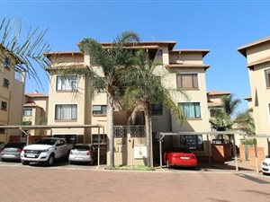 2 Bed Townhouse in Sunninghill