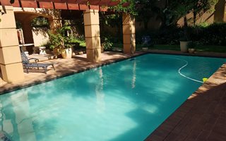 1 Bedroom Townhouse in Melrose Estate