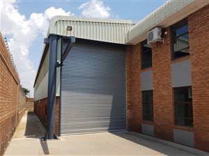 1200 m² Industrial space in Sebenza