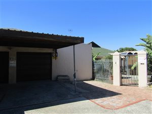 7 Bed House in La Rochelle