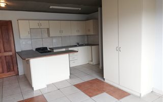 1 Bedroom Apartment in George South