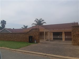 4 Bed House in Norkem Park