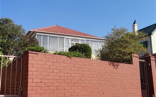 3 Bedroom House in Kensington