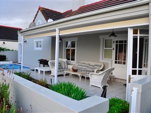 3 Bedroom House in Boschenmeer Golf Estate