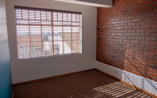 1 Bedroom Apartment in Houghton Estate