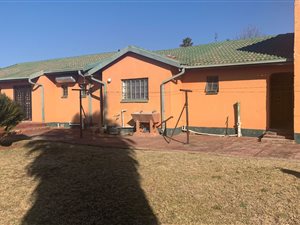 3 Bed House in Riamarpark