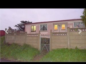 4 Bed House in Grove End