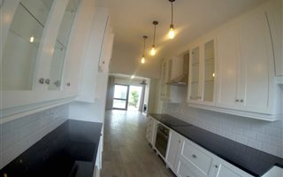 2 Bedroom Apartment in Craighall Park