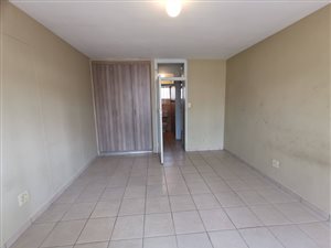 2 Bed Flat in Braamfontein