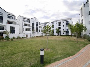 3 Bed Apartment in De Velde
