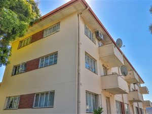 2 Bed Apartment in Pinetown Central