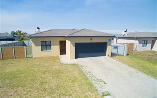3 Bedroom House in Kraaifontein Central