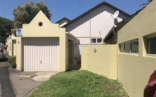 2 Bedroom Simplex in Sherwood