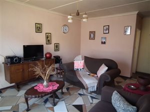 2 Bed House in Burgershoop