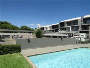 3 Bed Apartment in Oaklands
