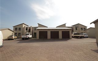 3 Bedroom Townhouse in Brits