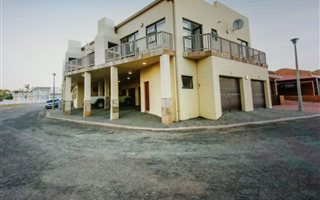 2 Bedroom Apartment in Bay View