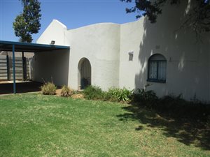 4 Bed House in Brackendowns