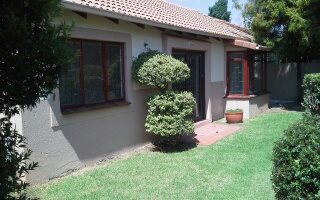 2 Bedroom Cluster in Bromhof
