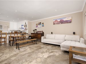 3 Bed Townhouse in Lorraine