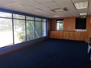 1000 m² Commercial space in La Lucia