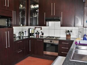 4 Bed House in Carters Glen