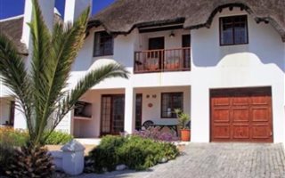 3 Bedroom Townhouse in Shelley Point