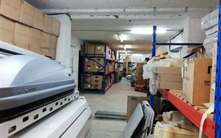 500 m² Commercial space in Windermere