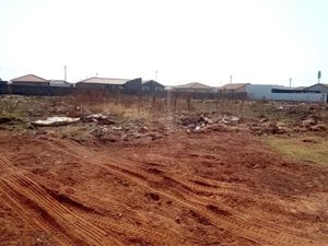 340 m² Land available in Geluksdal