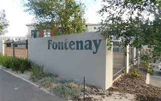2 Bedroom Apartment in Burgundy Estate