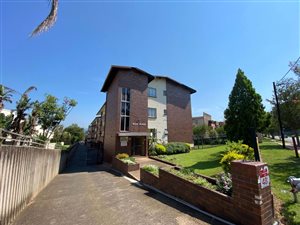3 Bed Apartment in Pelham
