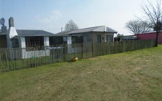 2.1 ha Farm in Rusticana