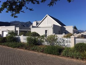 3 Bed House in Kingswood Golf Estate