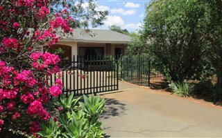 4 Bedroom House in Observation Hill
