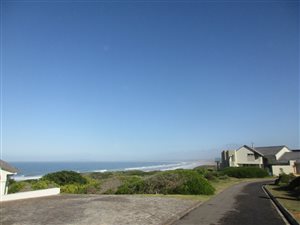 849 m² Land available in Moquini Coastal Estate