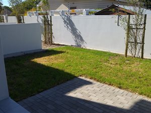 2 Bed Apartment in Schoongezicht