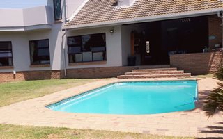3 Bedroom House in Mossel Bay Central
