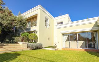 4 Bedroom Cluster in River Club