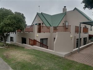 3 Bed Townhouse in Diaz Beach