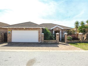 3 Bed House in Summerstrand