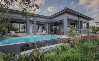 3 Bedroom House in Brettenwood Coastal Estate