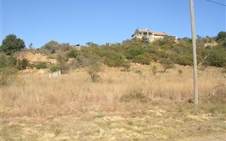 770 m² Land available in Vaaloewer
