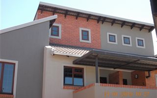 2 Bedroom Apartment in Waterval East