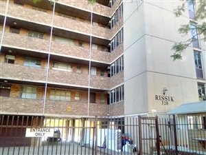 3.5 Bed Apartment in Sunnyside