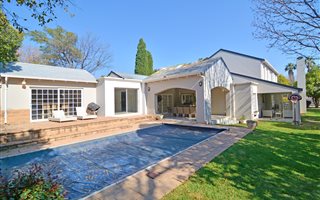 4 Bedroom House in Fourways Gardens