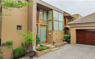 4 Bedroom House in Bryanston