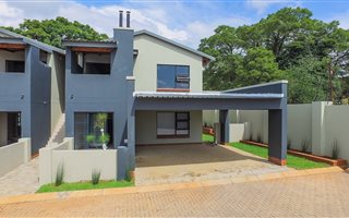 3 Bedroom Apartment in Waterkloof