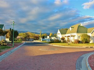 463 m² Land available in Robertson