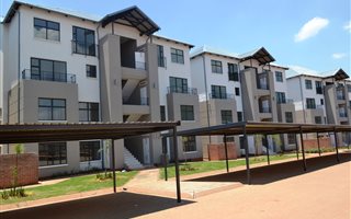 1 Bedroom Apartment in Wilgeheuwel
