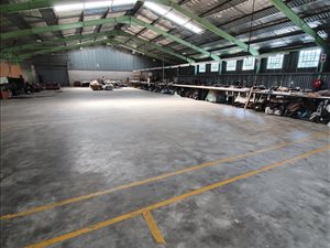 4000 m² Industrial space in Mandini